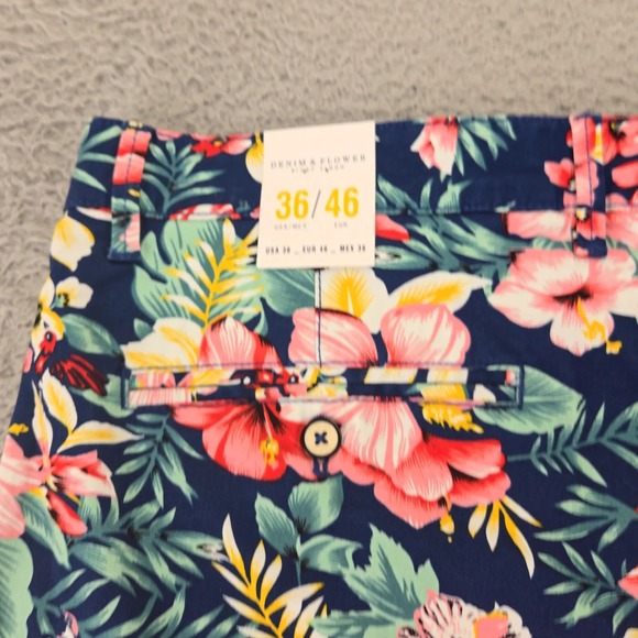 Denim & Flower Shorts Mens 36 Multicolor All Over Print Floral Boardshorts - Picture 12 of 16